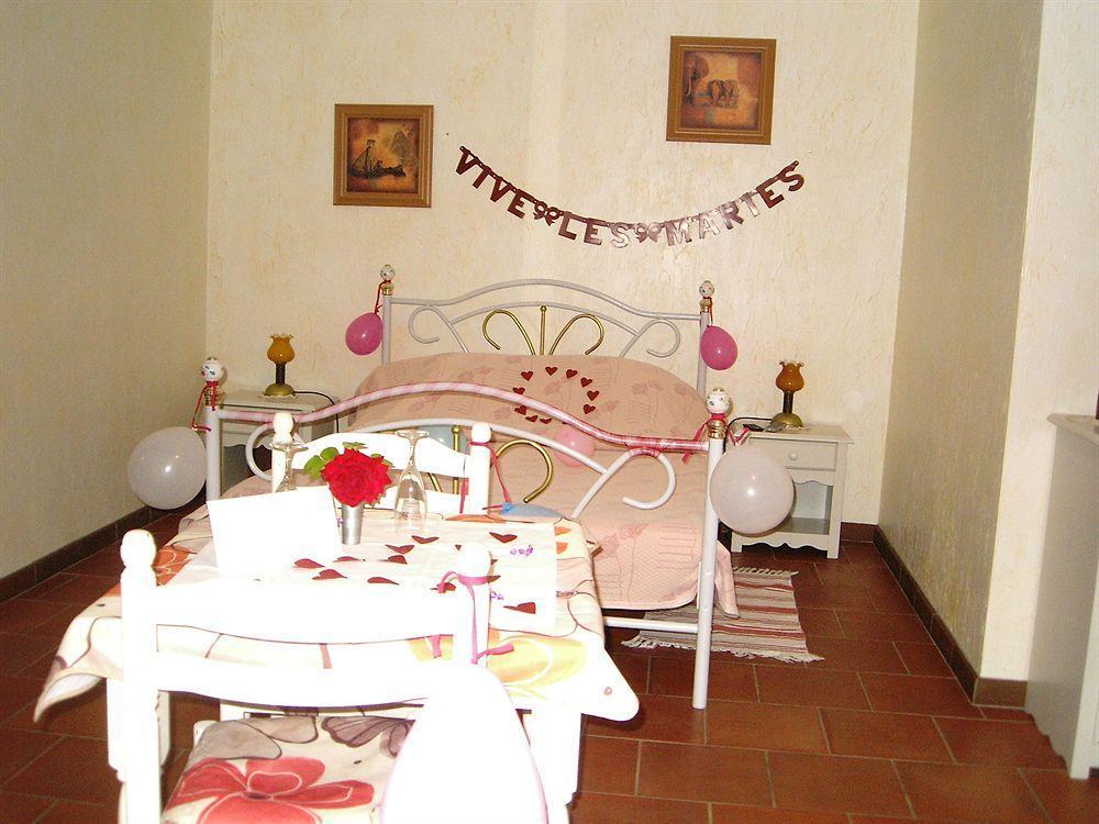 Mas Aurelia B&B Фрежюс Экстерьер фото